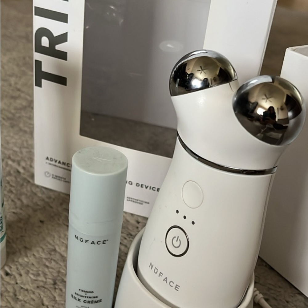 NuFace White and Silver Facial Toning Device